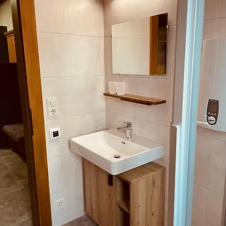 Hoelzlbauer 2 Appartement